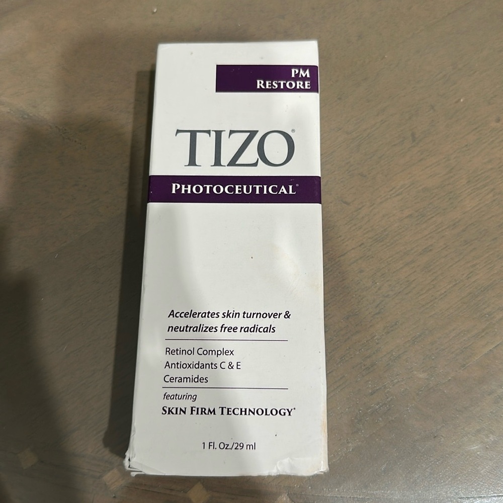 Tizo photoceutical PM restore